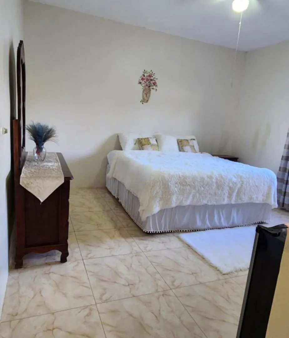 Bed and Breakfast Swabys Hope Hideaway Mandeville Frühstückspension