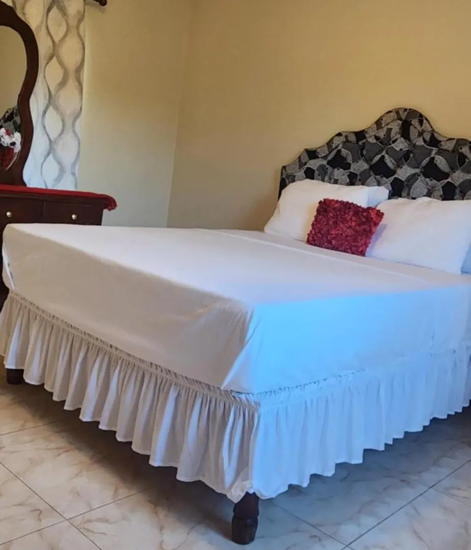Swabys Hope Hideaway Bed and Breakfast Μαντεβίλ