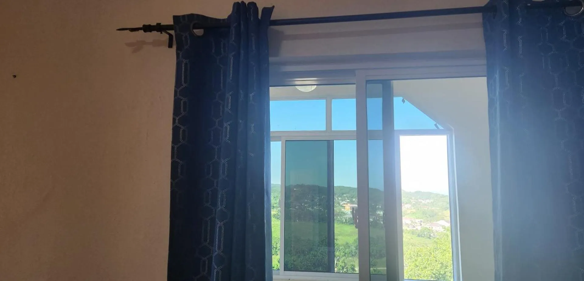Swabys Hope Hideaway Bed and Breakfast Μαντεβίλ